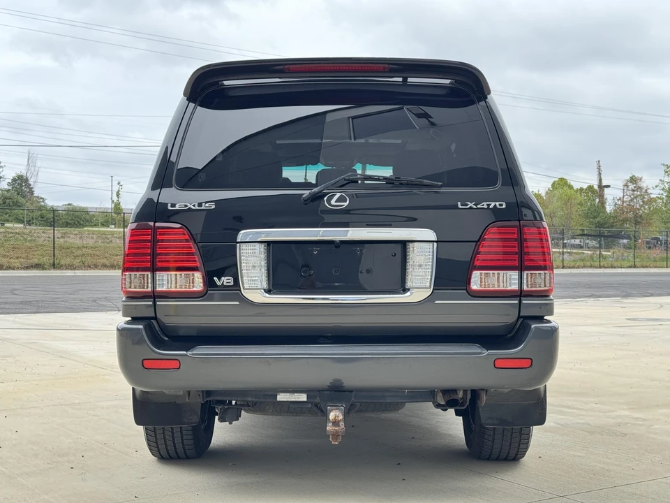 2006 Lexus LX 2nd Gen - Image 17 of 31
