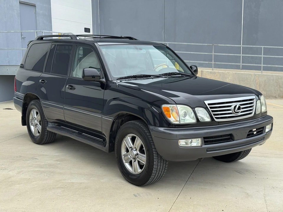 2006 Lexus LX 2nd Gen - Image 31 of 31
