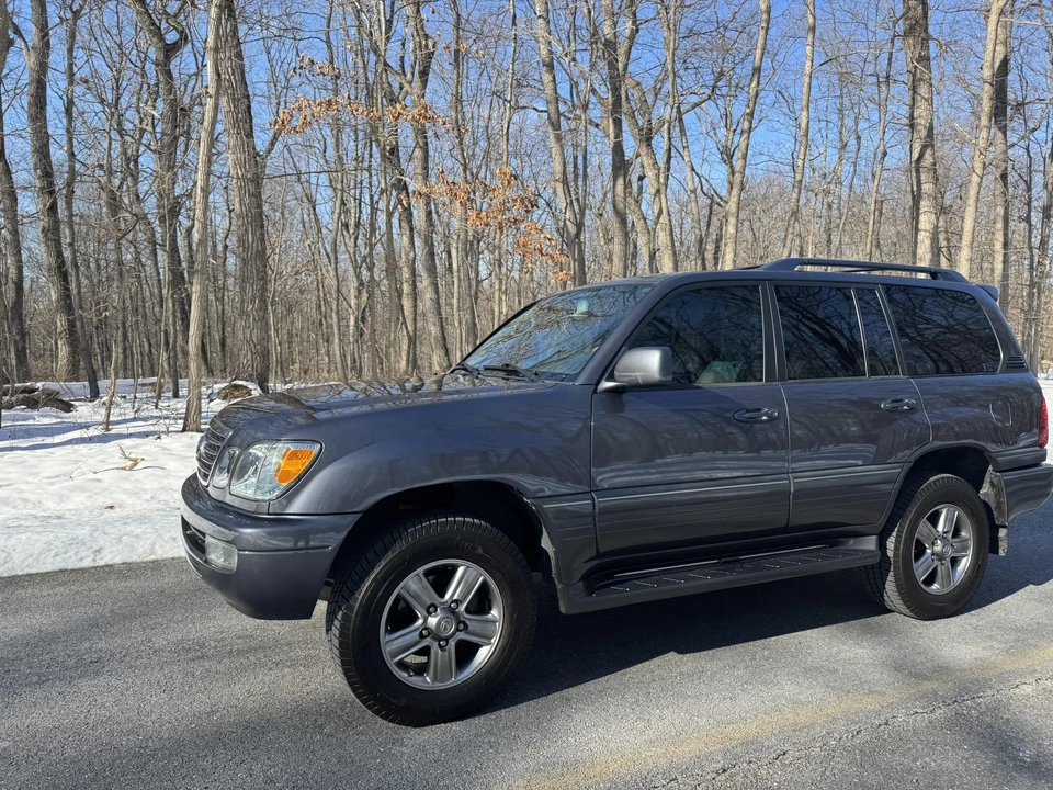 2006 Lexus LX 2nd Gen - Image 16 of 31