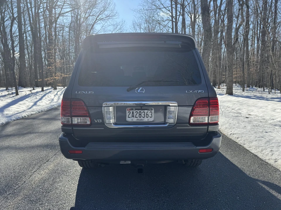 2006 Lexus LX 2nd Gen - Image 31 of 31