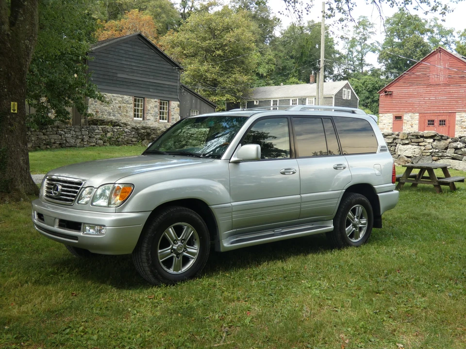 2006 Lexus LX 2nd Gen - Image 14 of 31