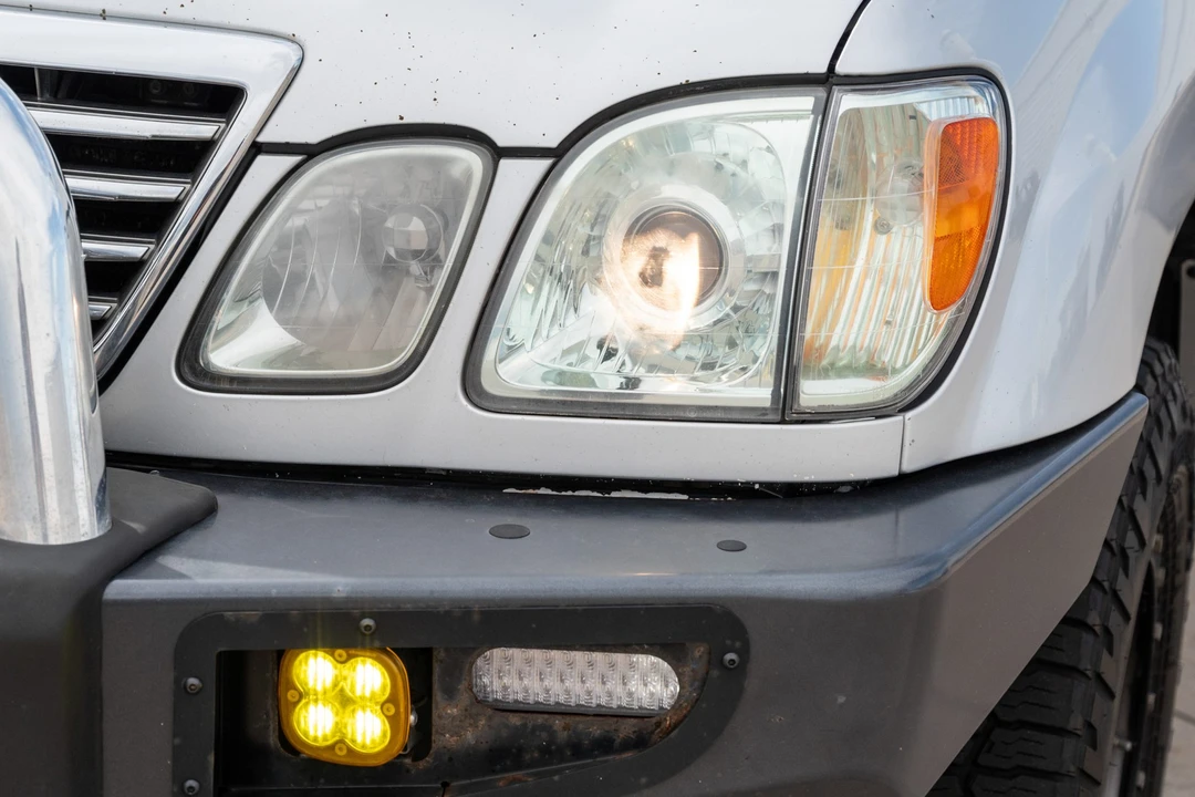 2006 Lexus LX 2nd Gen - Image 16 of 31