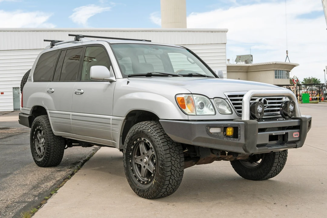 2006 Lexus LX 2nd Gen - Image 7 of 31