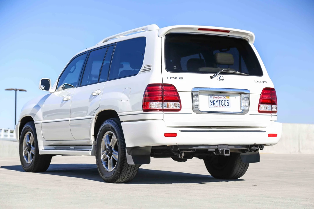 2006 Lexus LX 2nd Gen - Image 20 of 31