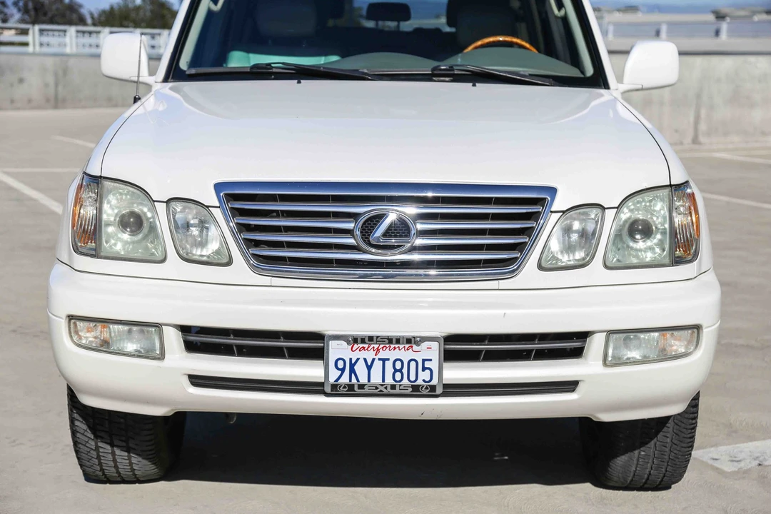 2006 Lexus LX 2nd Gen - Image 31 of 31