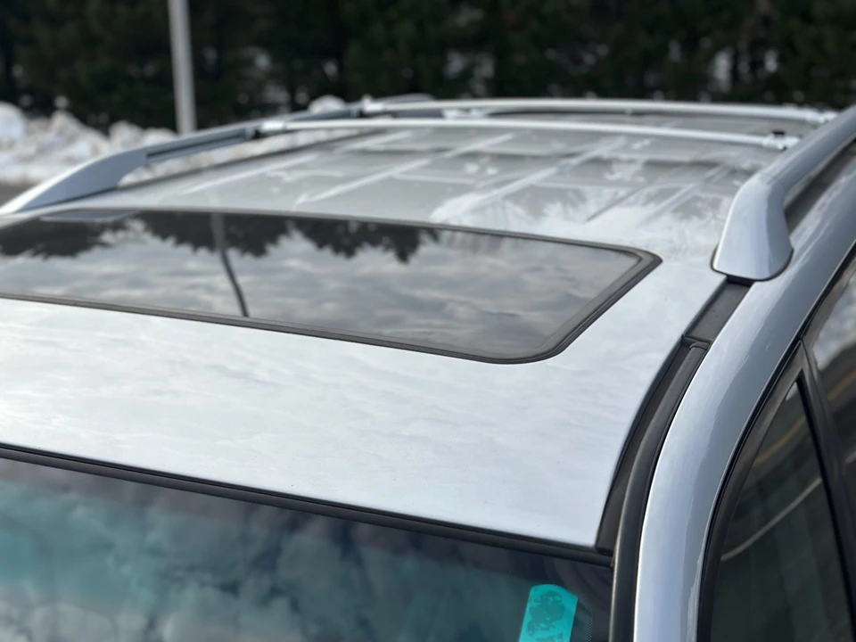 2006 Lexus LX 2nd Gen - Image 13 of 31
