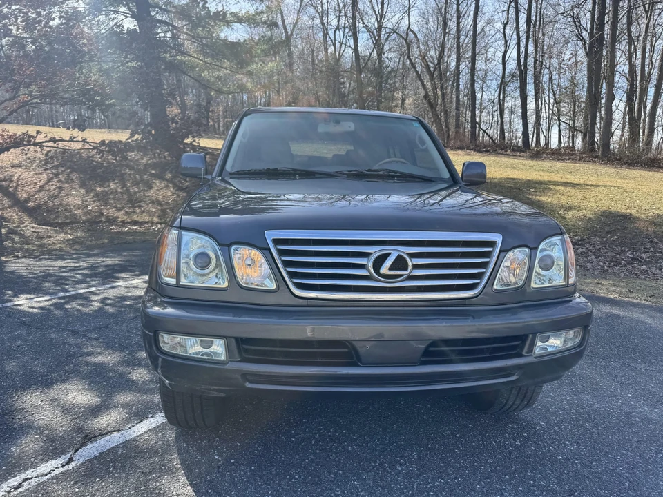 2006 Lexus LX 2nd Gen - Image 8 of 31
