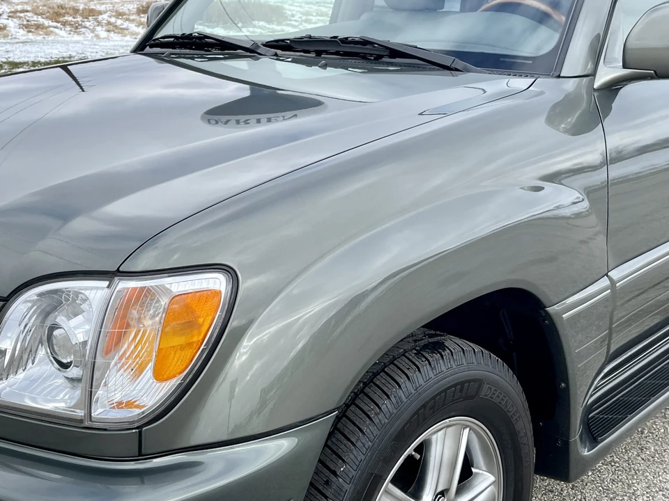 2006 Lexus LX 2nd Gen - Image 21 of 31