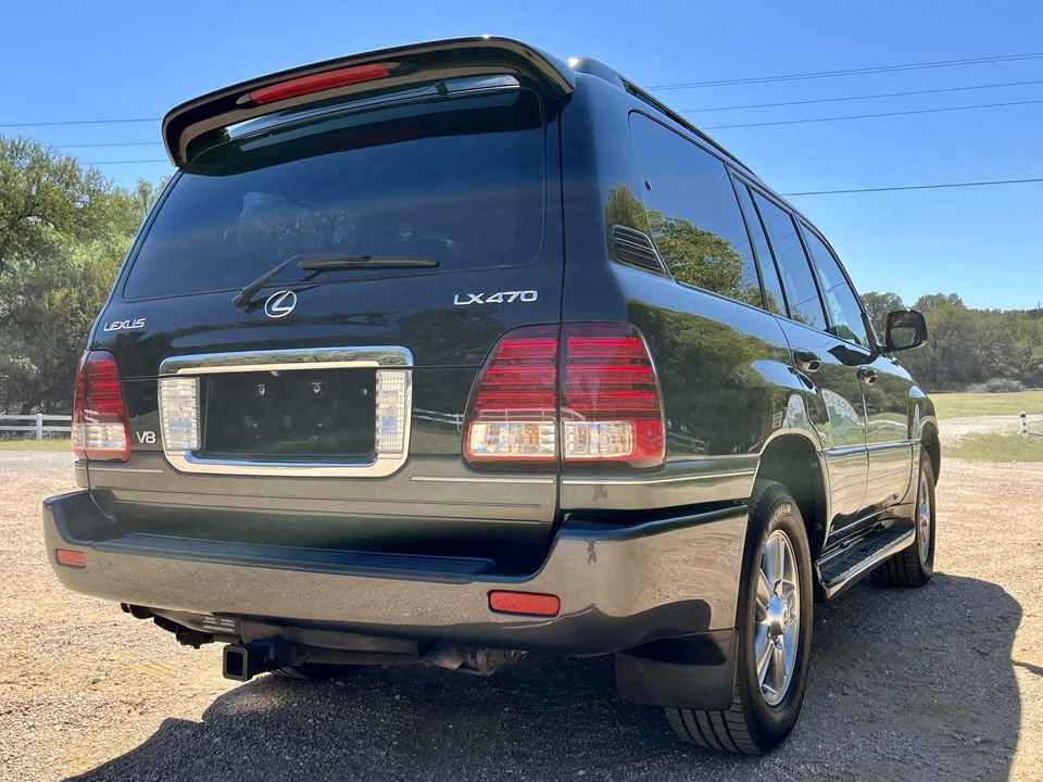 2006 Lexus LX 2nd Gen - Image 25 of 31
