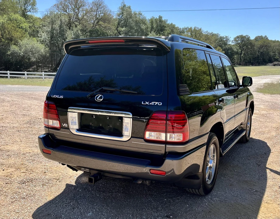 2006 Lexus LX 2nd Gen - Image 26 of 31