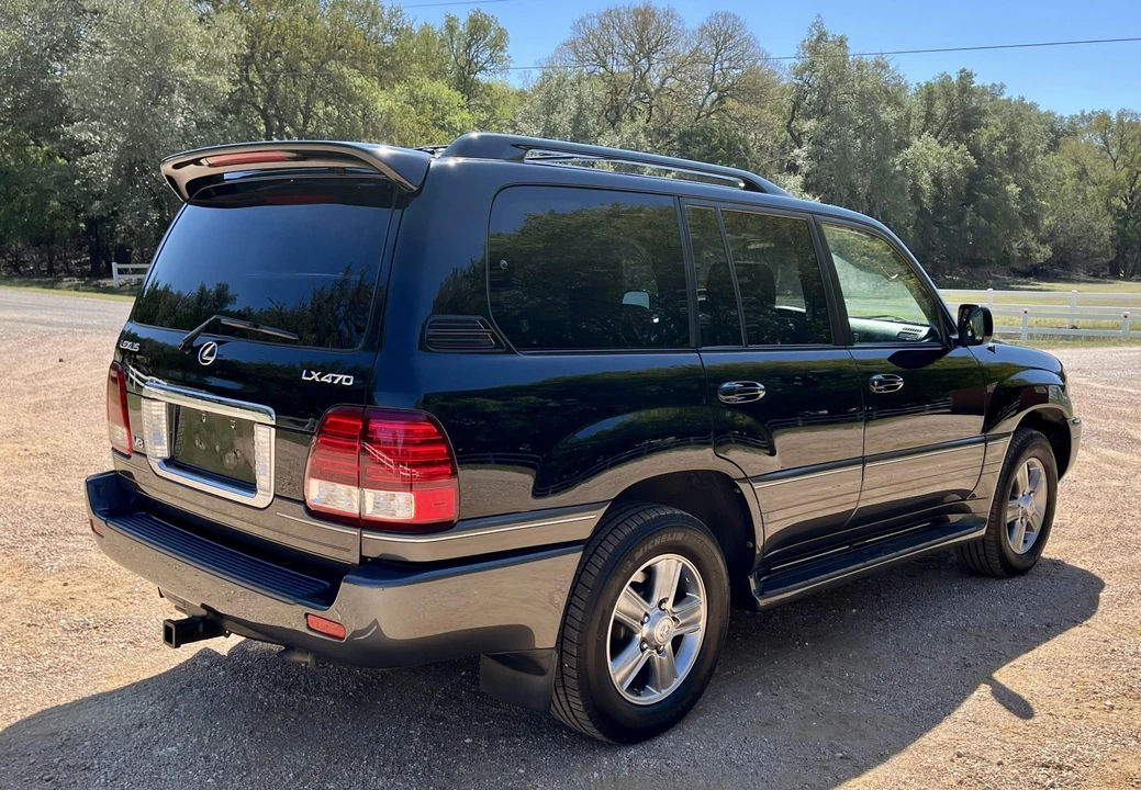 2006 Lexus LX 2nd Gen - Image 28 of 31