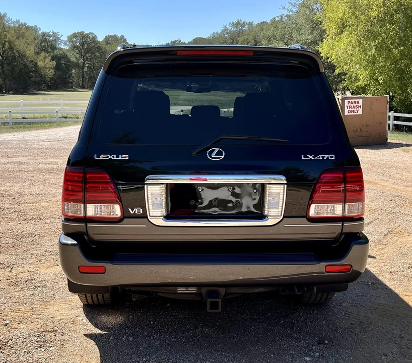 2006 Lexus LX 2nd Gen - Image 21 of 31
