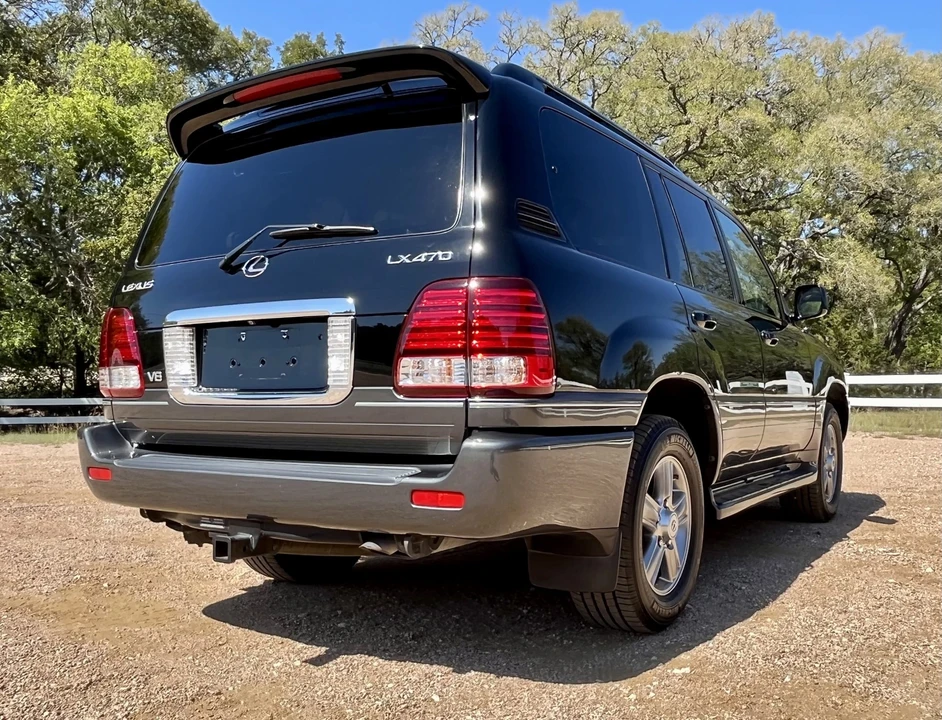 2006 Lexus LX 2nd Gen - Image 24 of 31
