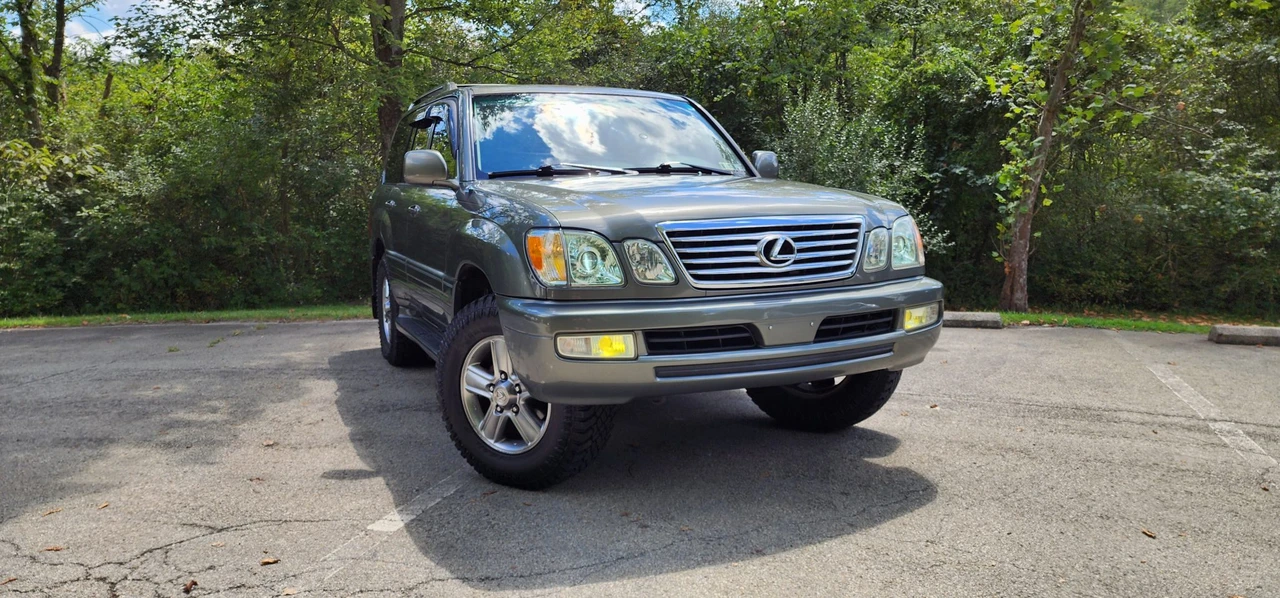 2006 Lexus LX 2nd Gen - Image 24 of 31