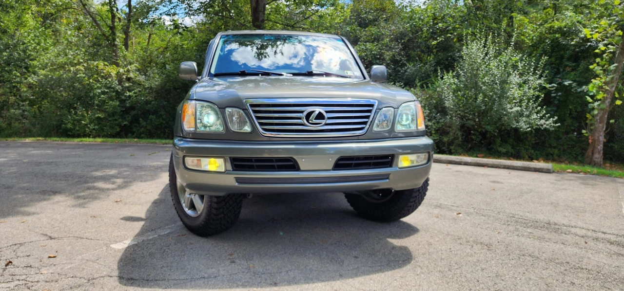 2006 Lexus LX 2nd Gen - Image 25 of 31
