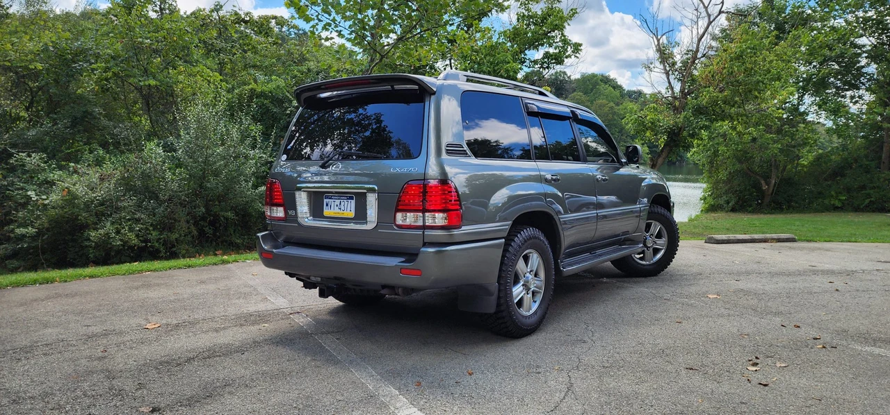 2006 Lexus LX 2nd Gen - Image 14 of 31