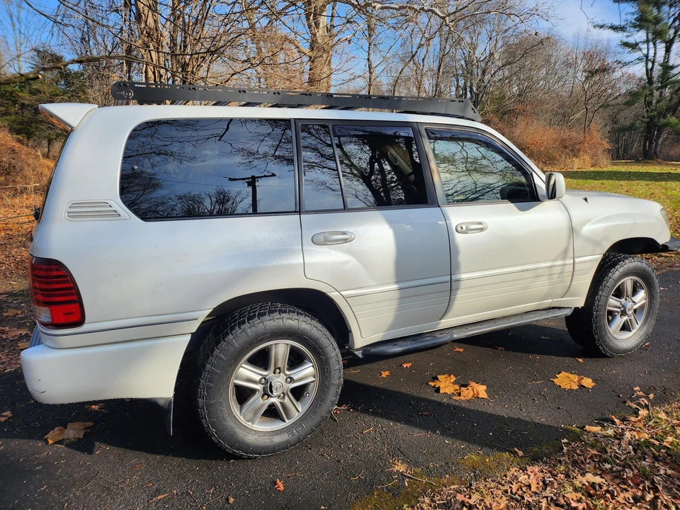 2006 Lexus LX 2nd Gen - Image 7 of 31