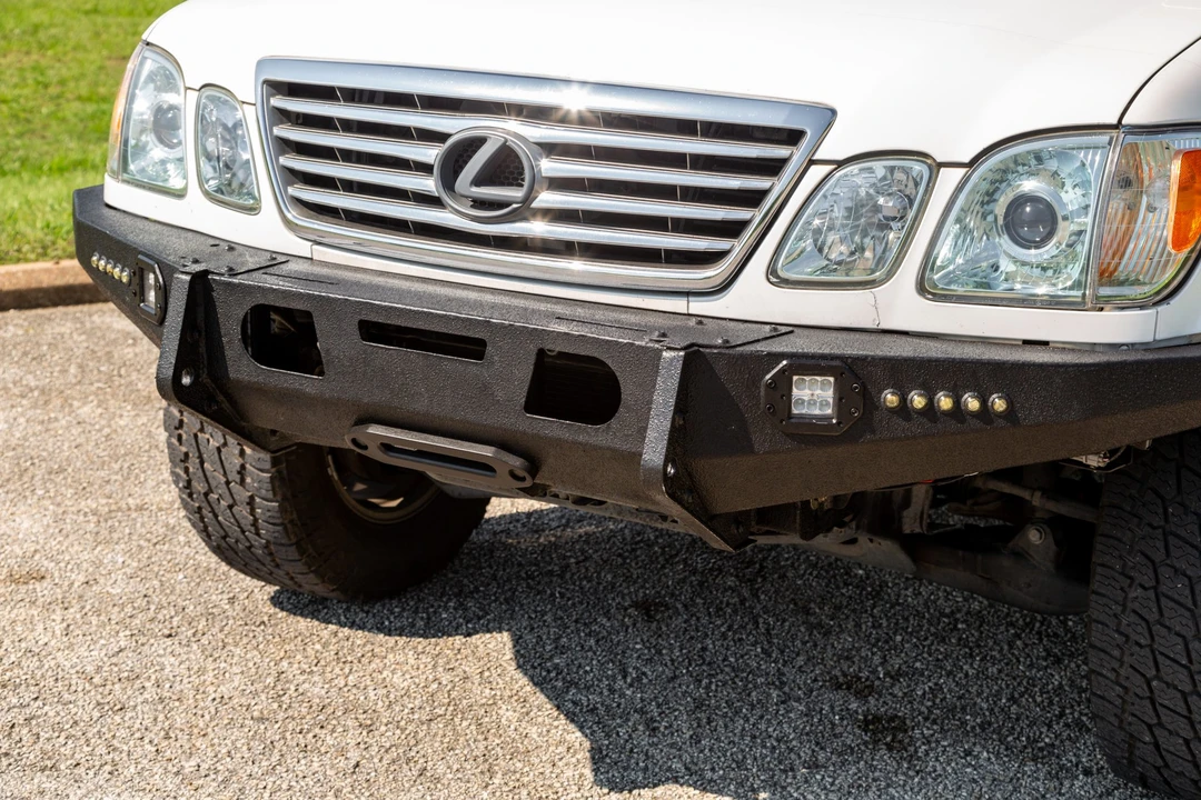 2006 Lexus LX 2nd Gen - Image 12 of 31
