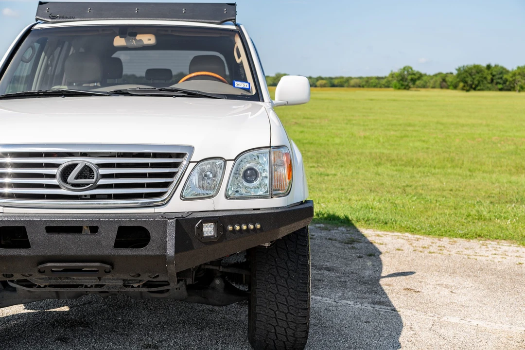 2006 Lexus LX 2nd Gen - Image 16 of 31