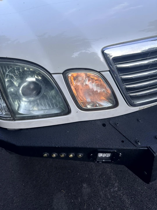 2006 Lexus LX 2nd Gen - Image 21 of 31