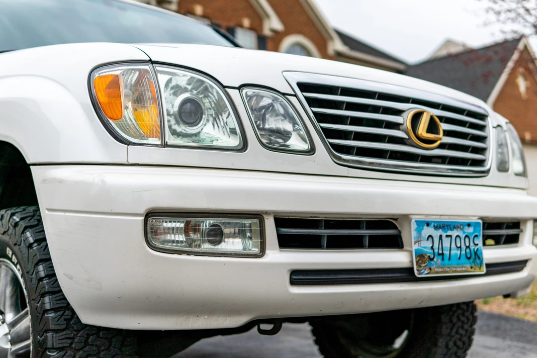 2006 Lexus LX 2nd Gen - Image 11 of 31