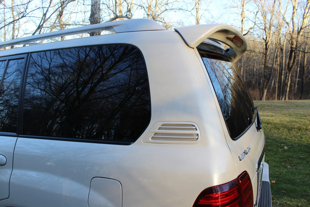 2006 Lexus LX 2nd Gen - Image 30 of 31