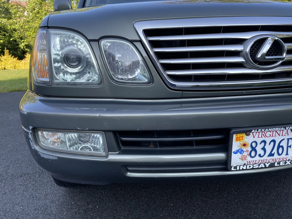 2006 Lexus LX 2nd Gen - Image 29 of 31