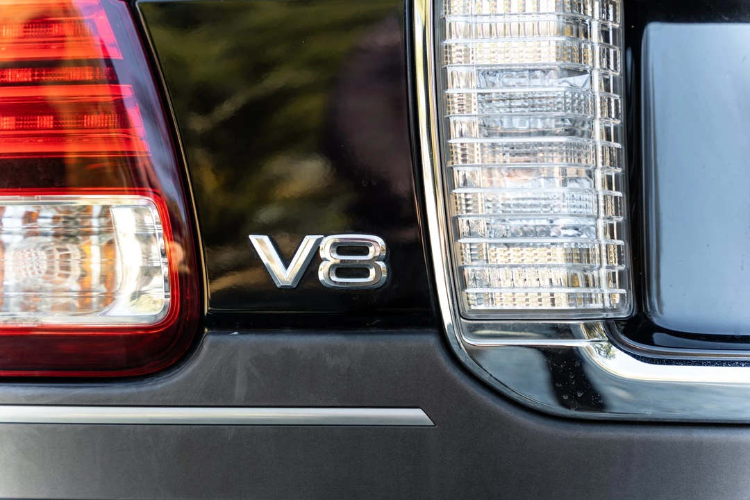 2006 Lexus LX 2nd Gen - Image 22 of 31