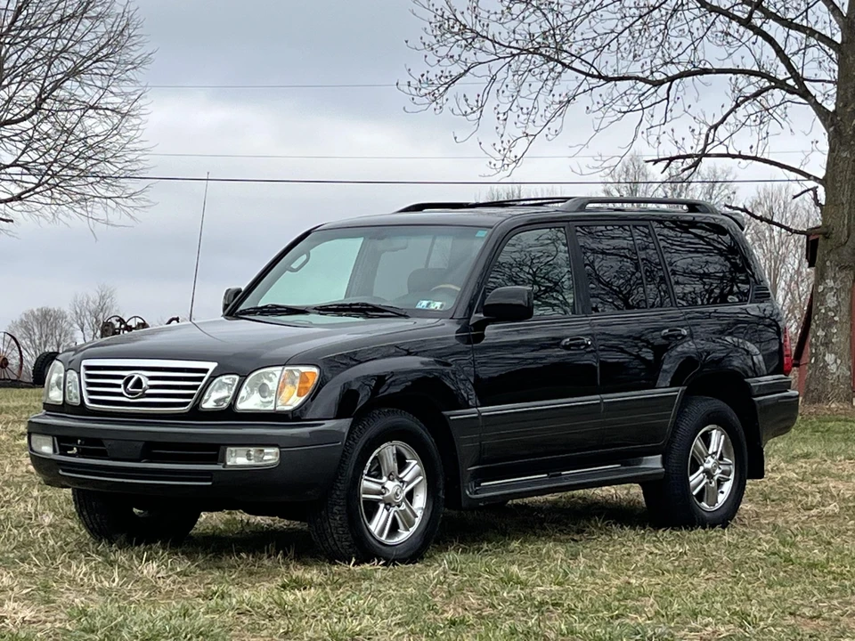 2006 Lexus LX 2nd Gen - Image 6 of 31