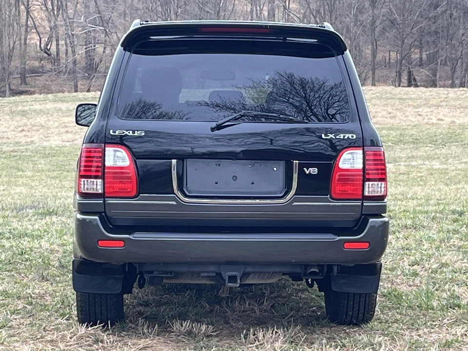 2006 Lexus LX 2nd Gen - Image 21 of 31