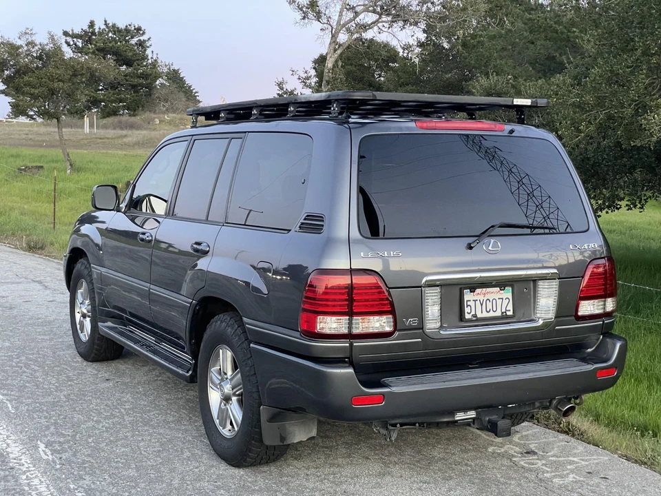 2006 Lexus LX 2nd Gen - Image 18 of 31