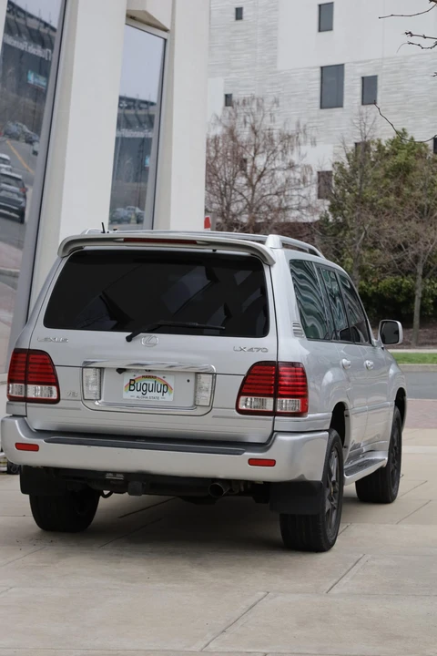 2006 Lexus LX 2nd Gen - Image 30 of 31
