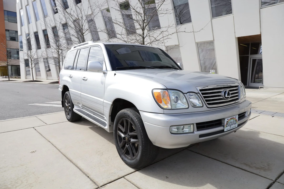 2006 Lexus LX 2nd Gen - Image 19 of 31