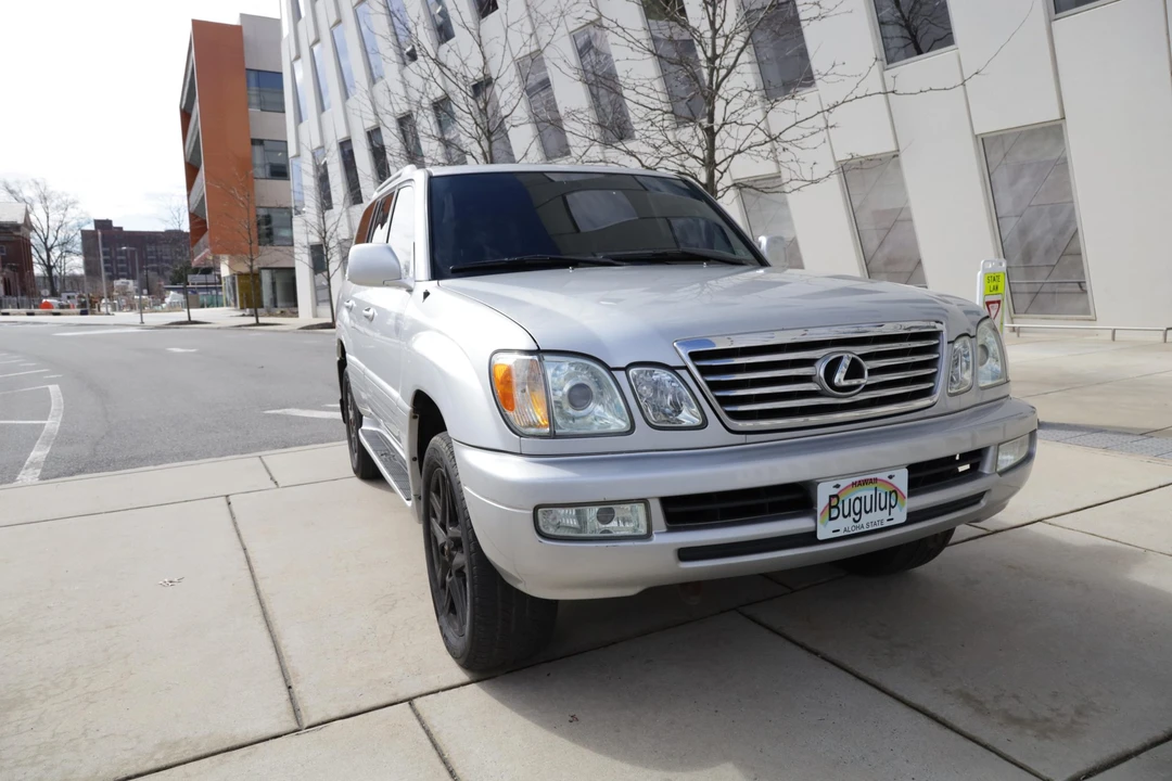 2006 Lexus LX 2nd Gen - Image 17 of 31