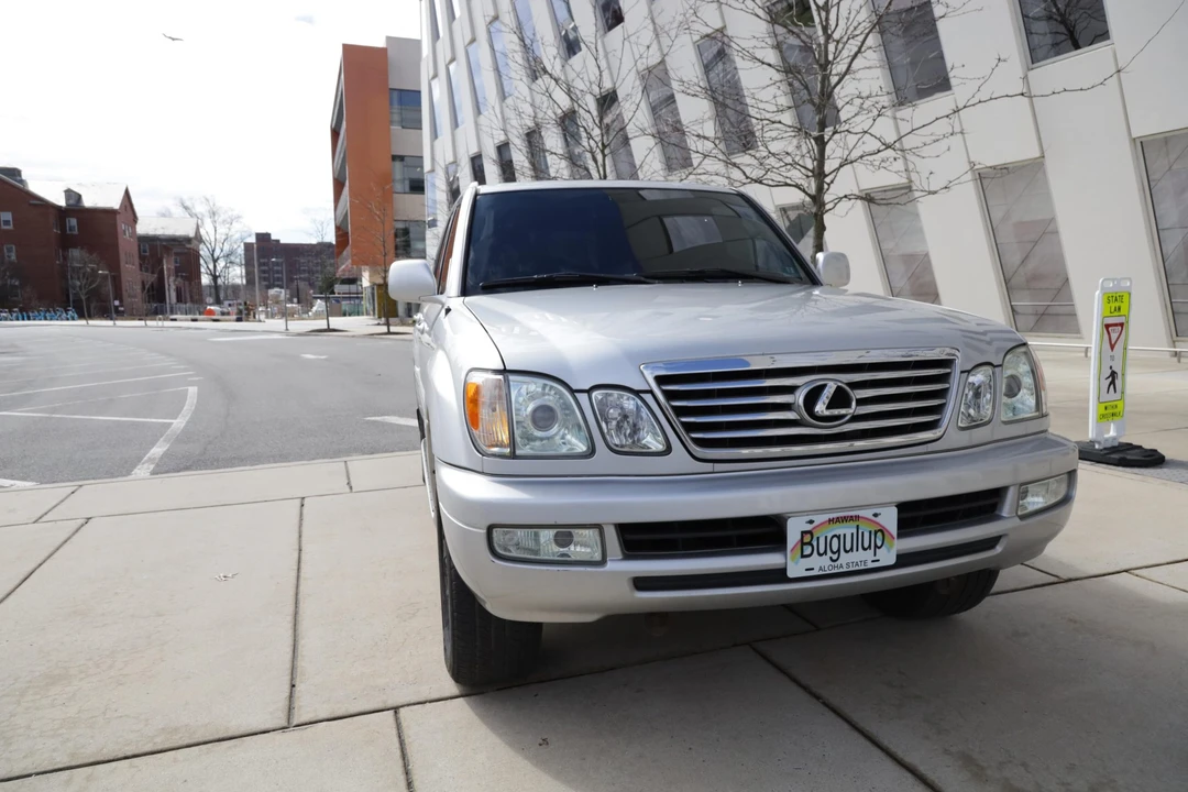 2006 Lexus LX 2nd Gen - Image 16 of 31