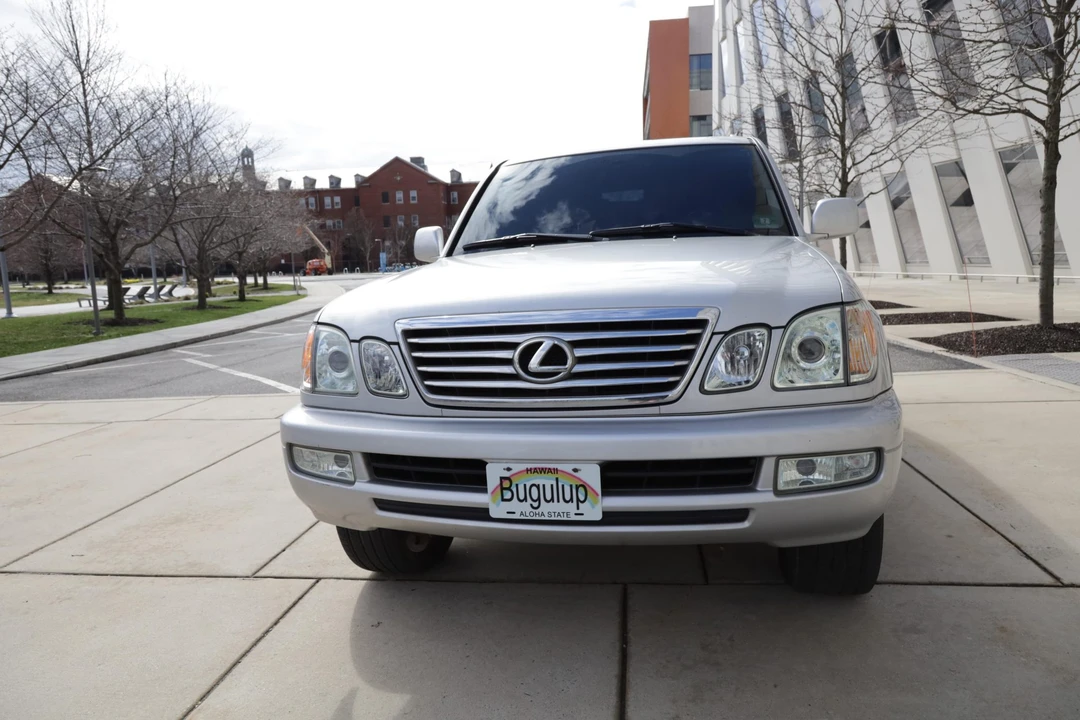 2006 Lexus LX 2nd Gen - Image 12 of 31