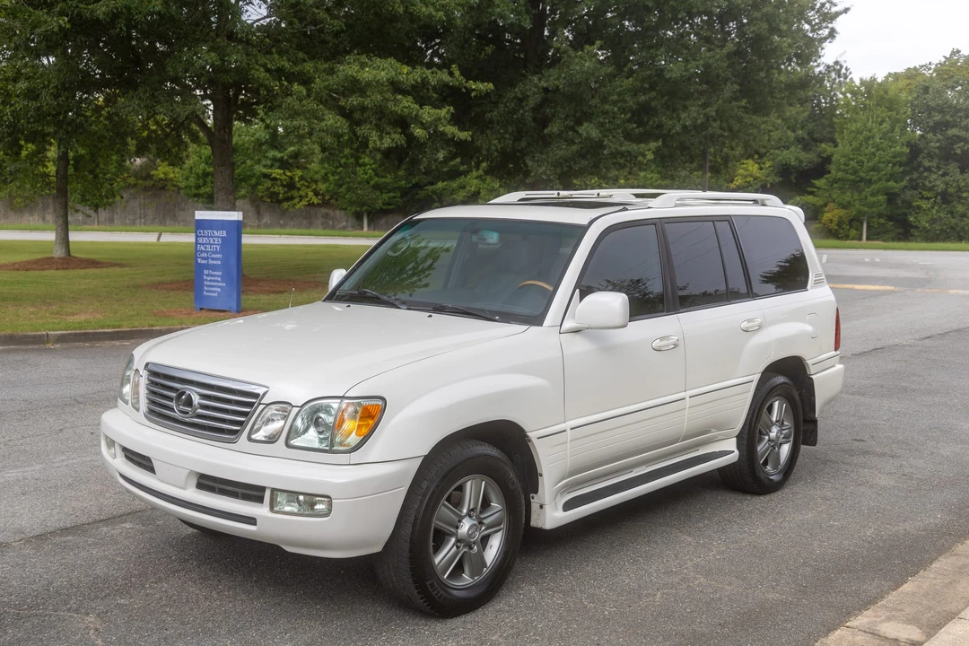 2006 Lexus LX 2nd Gen - Image 7 of 31