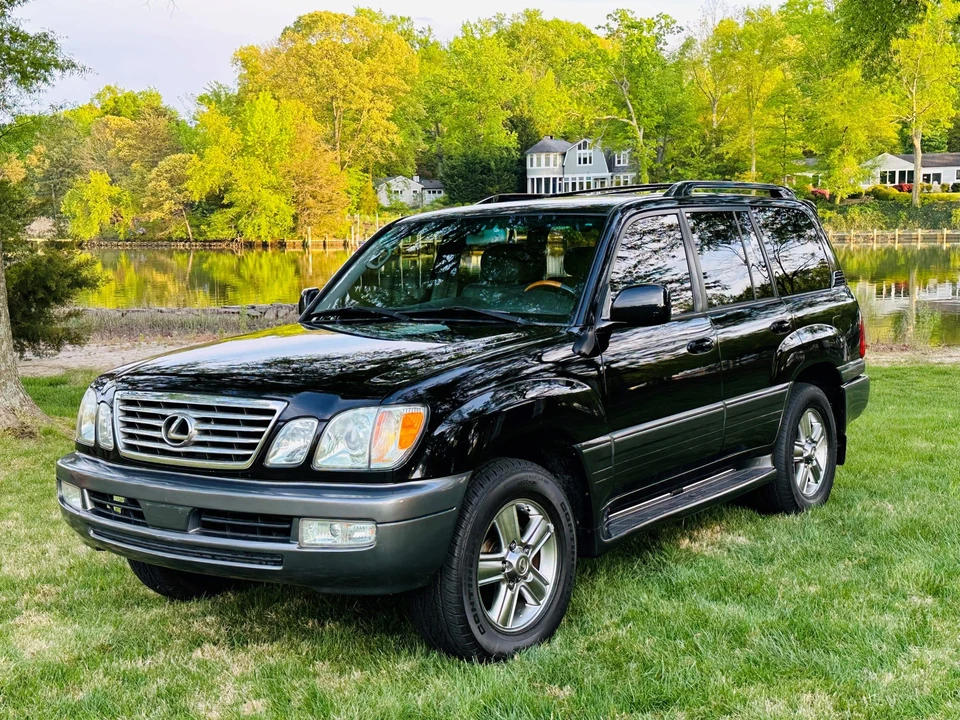 2006 Lexus LX 2nd Gen - Image 14 of 31