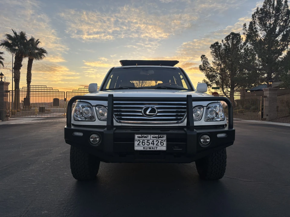 2006 Lexus LX 2nd Gen - Image 28 of 31
