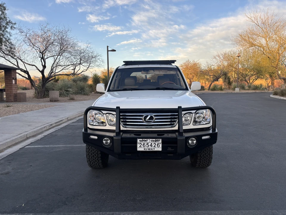 2006 Lexus LX 2nd Gen - Image 5 of 31