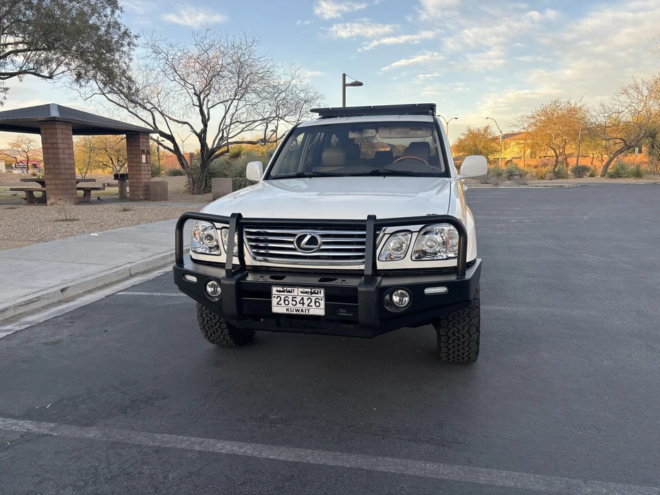 2006 Lexus LX 2nd Gen - Image 6 of 31
