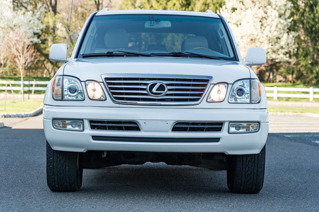 2006 Lexus LX 2nd Gen - Image 8 of 31