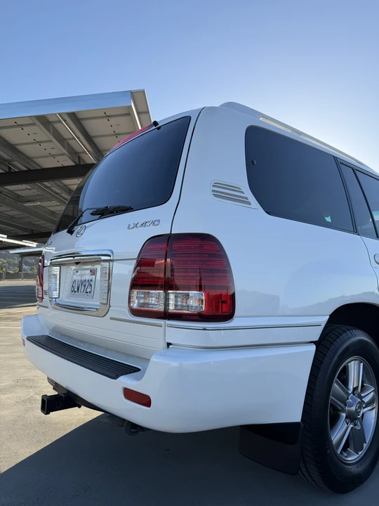 2006 Lexus LX 2nd Gen - Image 25 of 31