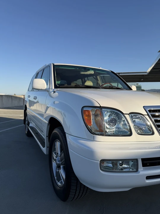 2006 Lexus LX 2nd Gen - Image 31 of 31