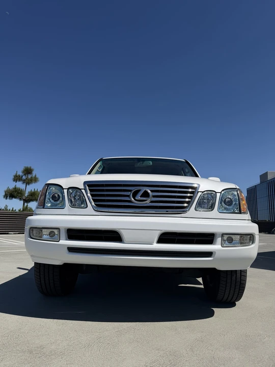 2006 Lexus LX 2nd Gen - Image 18 of 31