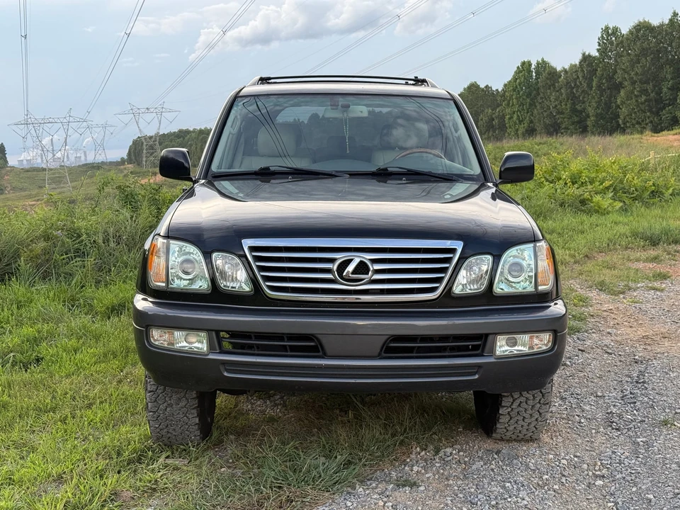 2006 Lexus LX 2nd Gen - Image 22 of 31