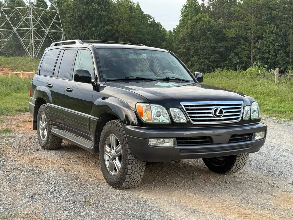 2006 Lexus LX 2nd Gen - Image 18 of 31