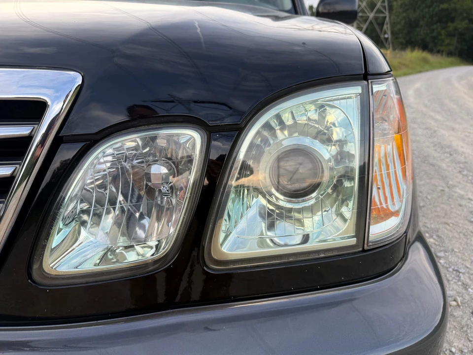 2006 Lexus LX 2nd Gen - Image 28 of 31