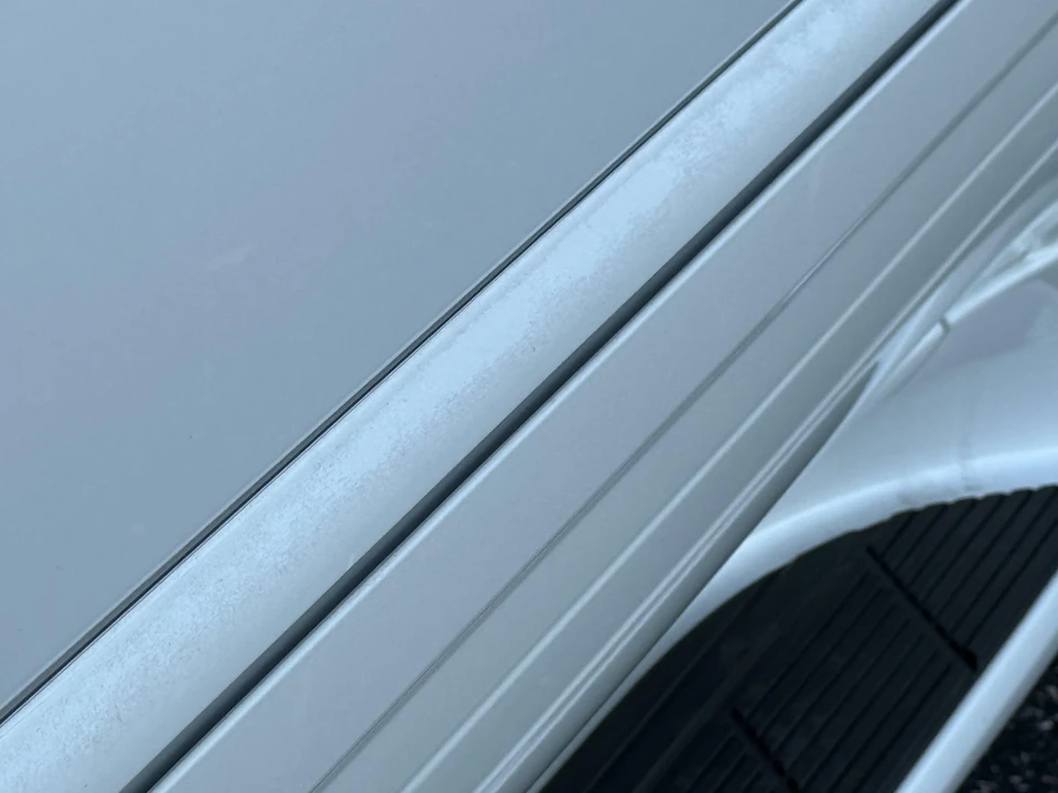 2006 Lexus LX 2nd Gen - Image 25 of 31
