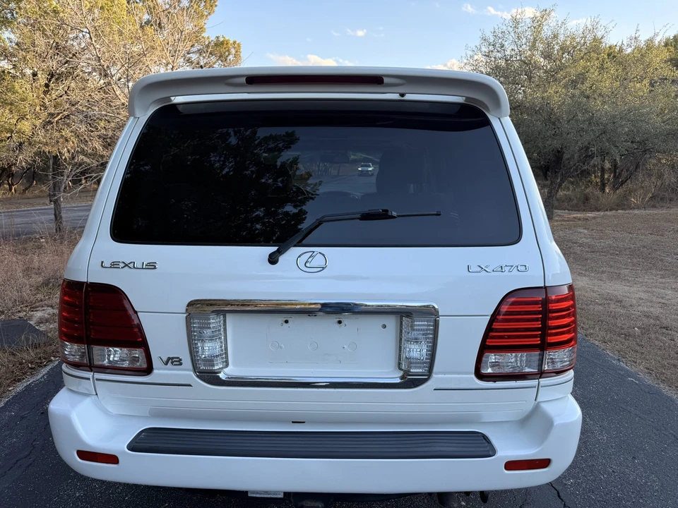 2006 Lexus LX 2nd Gen - Image 7 of 31